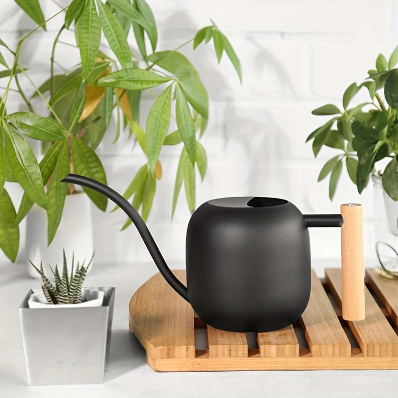 TIVVA 1200 – schwarze Edelstahl-Gießkanne, 1,2 L, mit Holzgriff & langer Ausgussdüse, für Innen- & Außenbereich